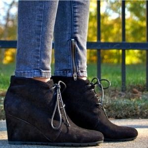 Clark's Women's Black Suede Wedges